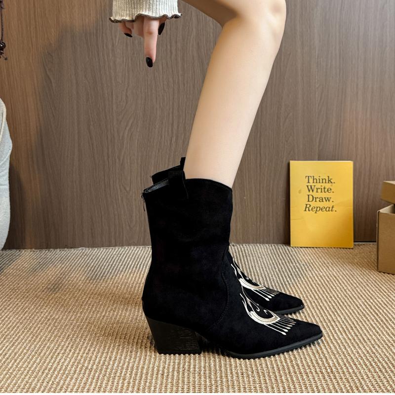 Fashion Vintage Design Pointed Toe Women Western Cowboy Boots Fashion Festival Thick Heel Female Short Booties