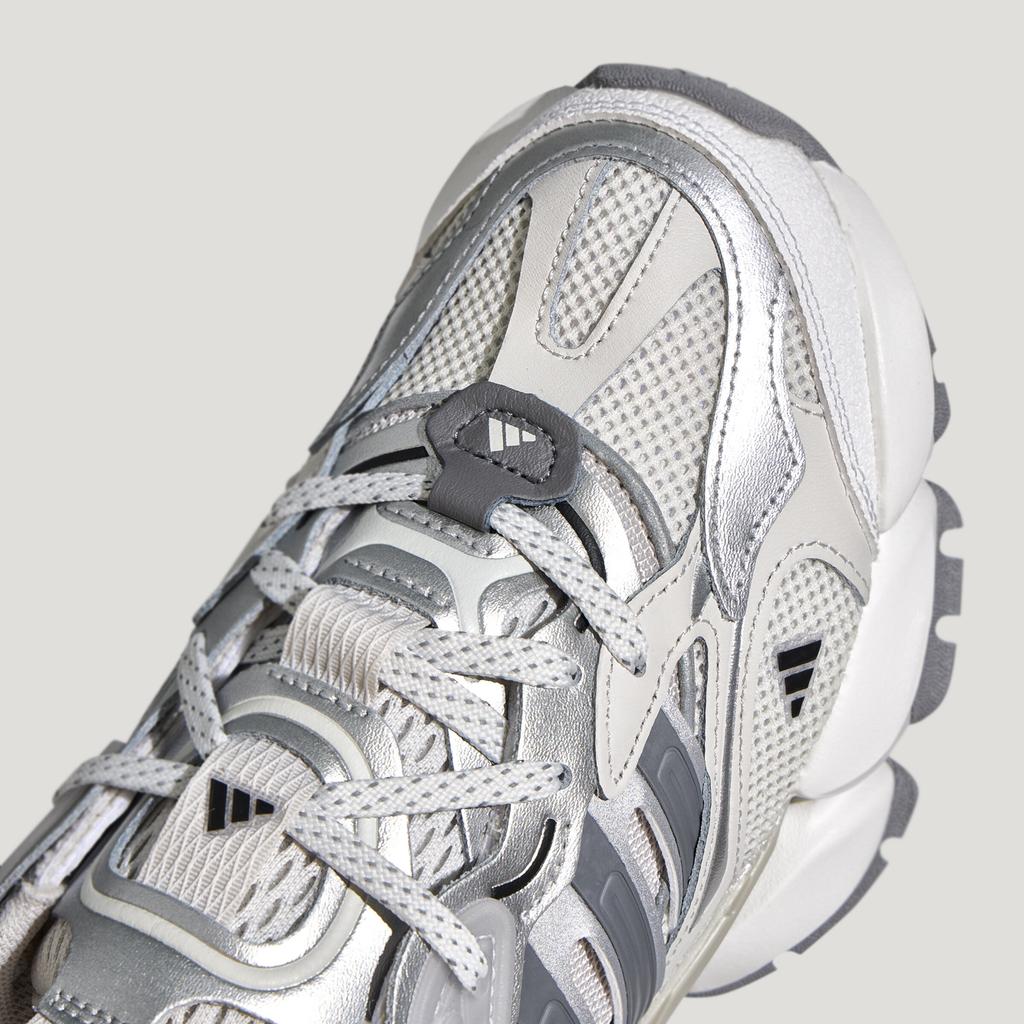adidas XLG Runner Deluxe Gris Argent Blanc