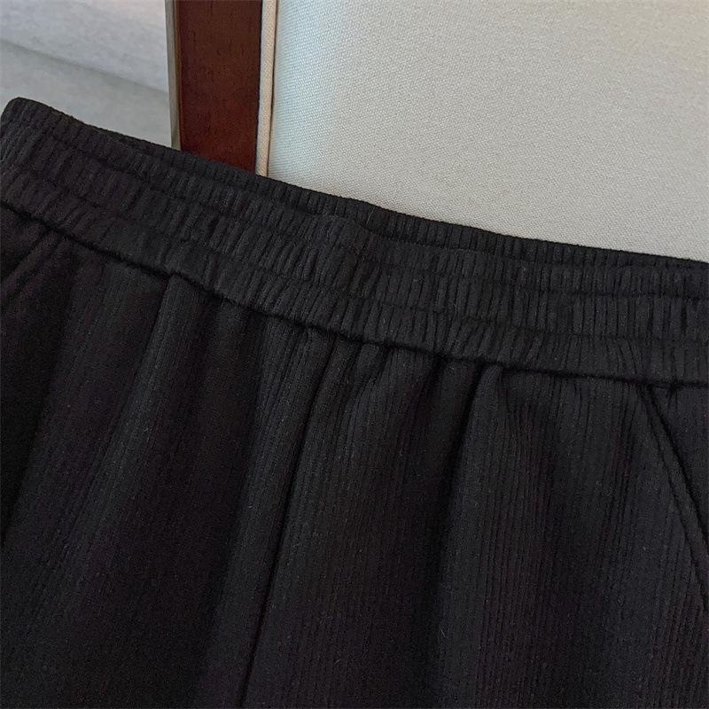 Plus Size Women's Tapered Leg Slimming Long Pants (200-300 Jin, Style 5319)