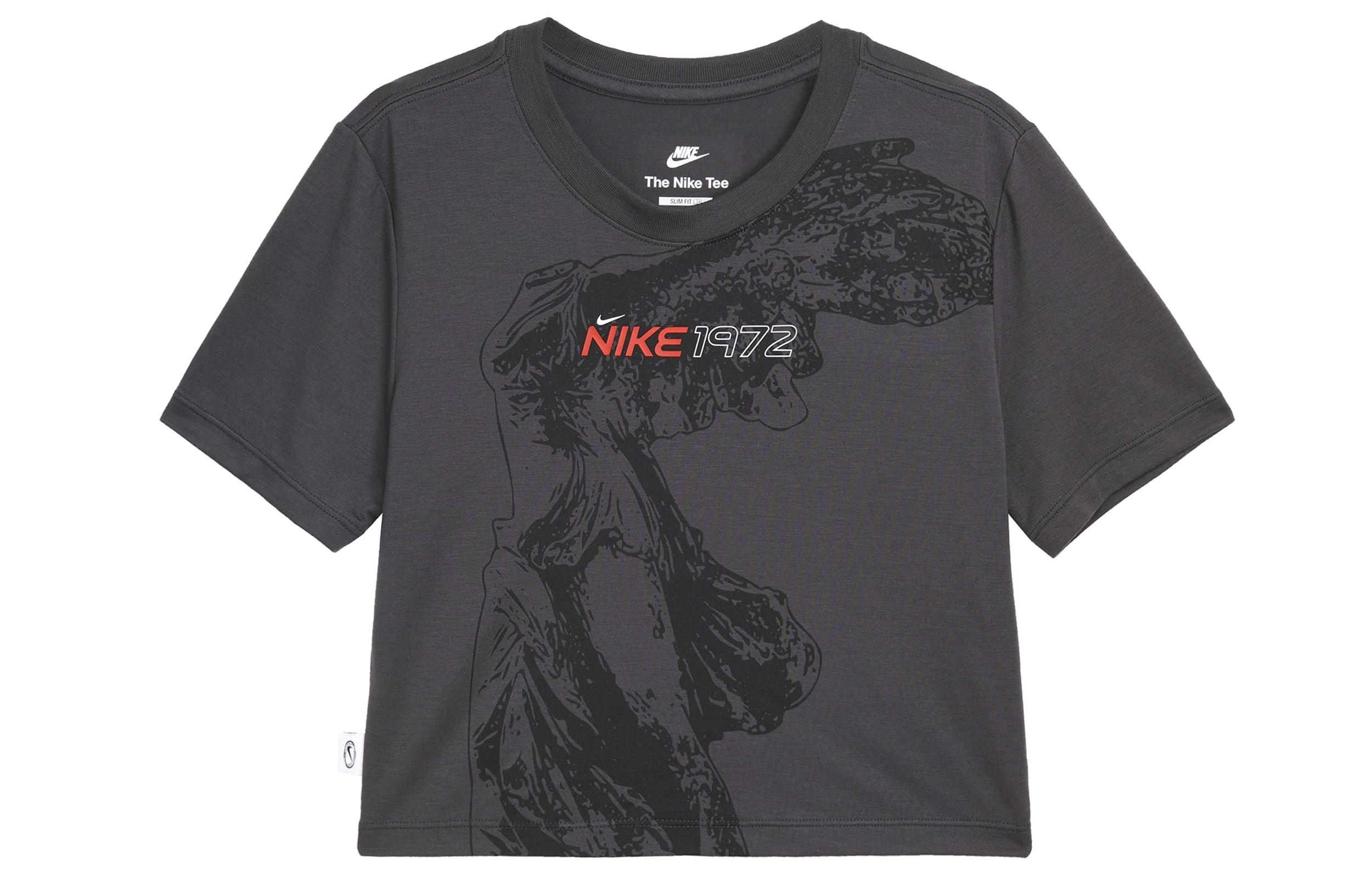 Nike Sportswear KYOKA Women ss Slim Fit Cropped T-Shirt Black HF7396-060 S