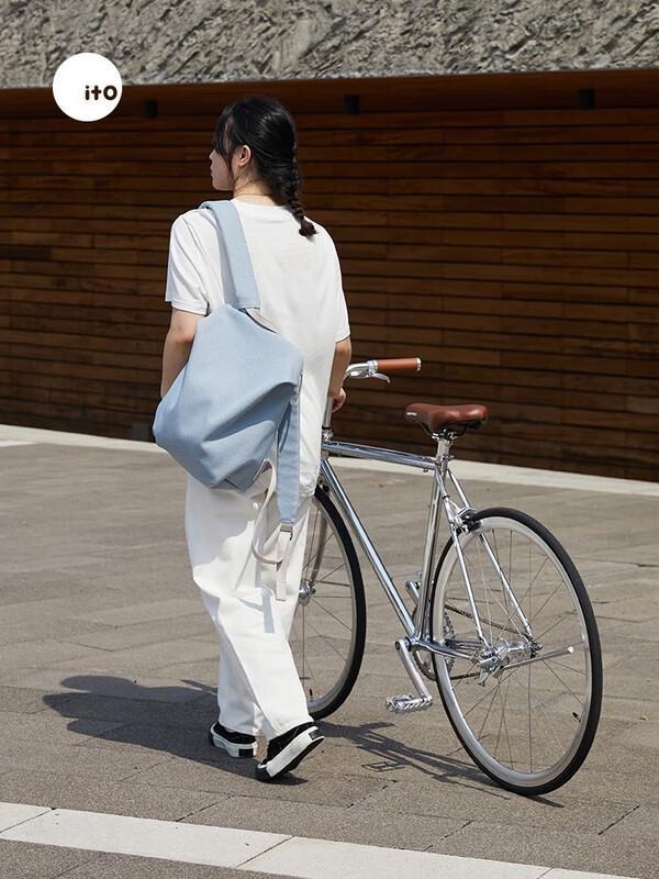 ITO Lightweight Water-Repellent Backpack