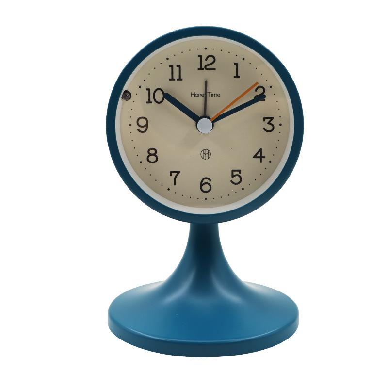 New Round Metal Table Clock, Simple Design, Suitable for Living Rooms, Studies, and Bedrooms, Suitable as a Silent Alarm Clock for Students