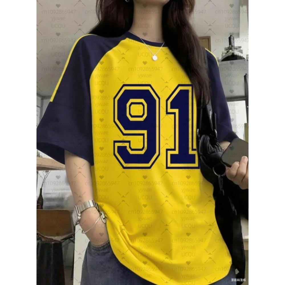 Letter and digital print women's T-shirt, girls' top, creative color-blocked round neck T-shirt, loose casual wear.