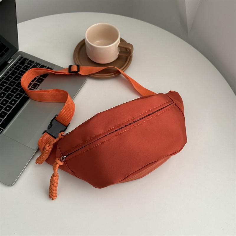 Casual Messenger Breast Bag 2025 Hot Sale New Versatile Solid Color Bag Women's Trend Sports Capacity Commuter Cycling Bag