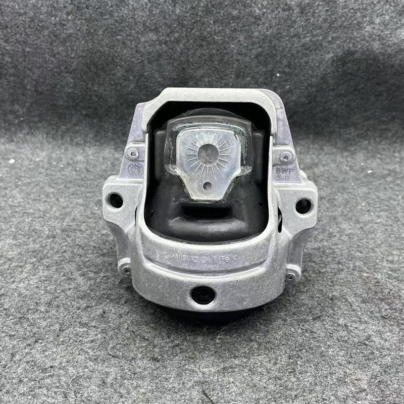 Original Fora4 B8 A5 Q5 8r 1.8t 2.0t  New Right Left Car Engine Mount Motor Support 8r0199381al 8r0199381e High Quality