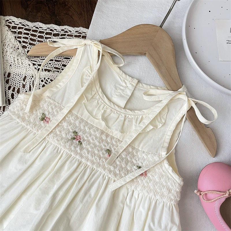 Sweet Girls Summer Sleeveless Dress Embroidered Flower Smocked Vest Princess Chic Casual Party Dress For Kids