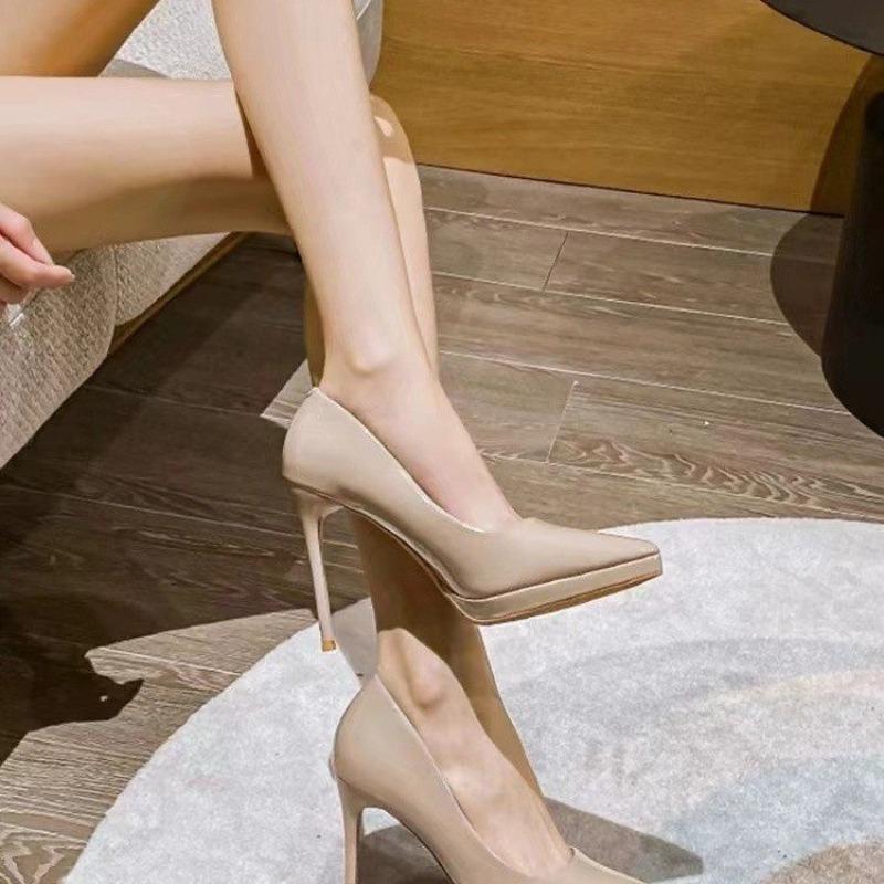 Fashion New Style Women High Heels Wedding Bridal Classic Pumps Lady Metallic Leather Low Heels Stiletto Nude Office Shoes Zapatos Mujer