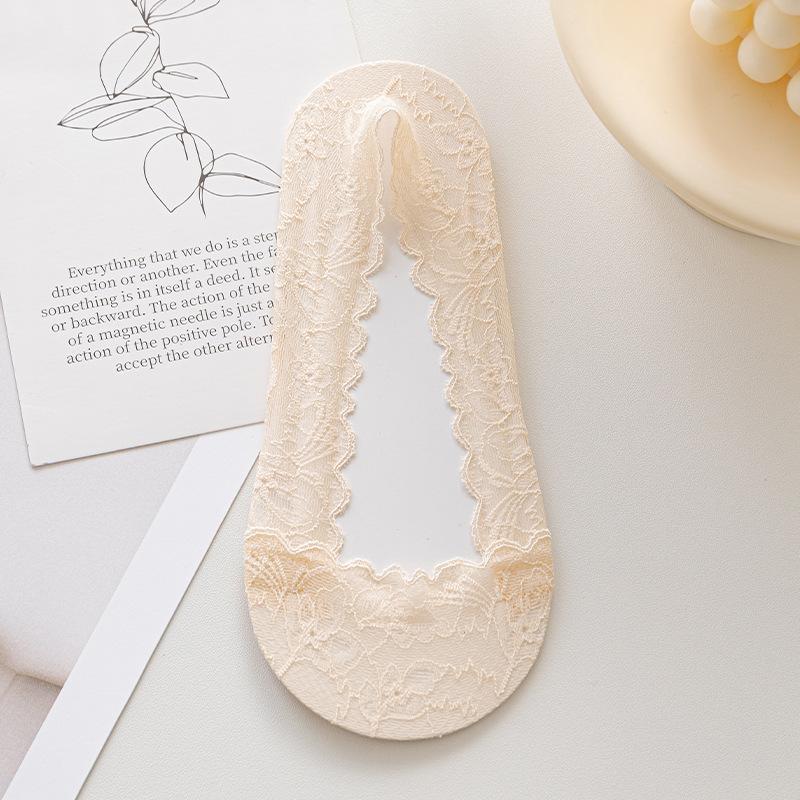 Shallow-mouthed Boat Socks, Women's Ice Silk Breathable, Odorless, Non-falling Heel Lace Lace Invisible Socks, Antibacterial Women's Socks
