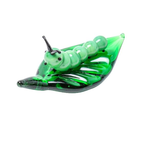 

Mini Hand Blown Glass Insect Figurine Faux Crystal Ladybug Snail Bee Butterfly on Green Leaf Small Statue Collectible Animal Ornament for Home Decor F