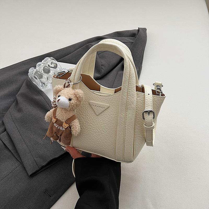 New Handbag Women's Casual Fashion Shoulder Messenger Bag