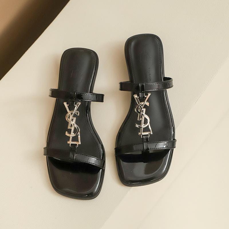 

Юбка толстый каблук новый темперамент высокий каблук с открытым носком крутые шлепанцы женские летние сандалии мода 40 чёрный