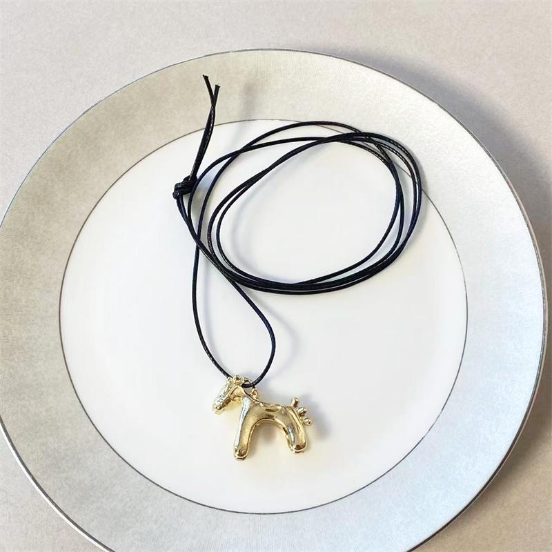 Colorful Horse Pendant Long Necklace for Women's Adjustable Sweater Chain Jewelry Fashion Accessory