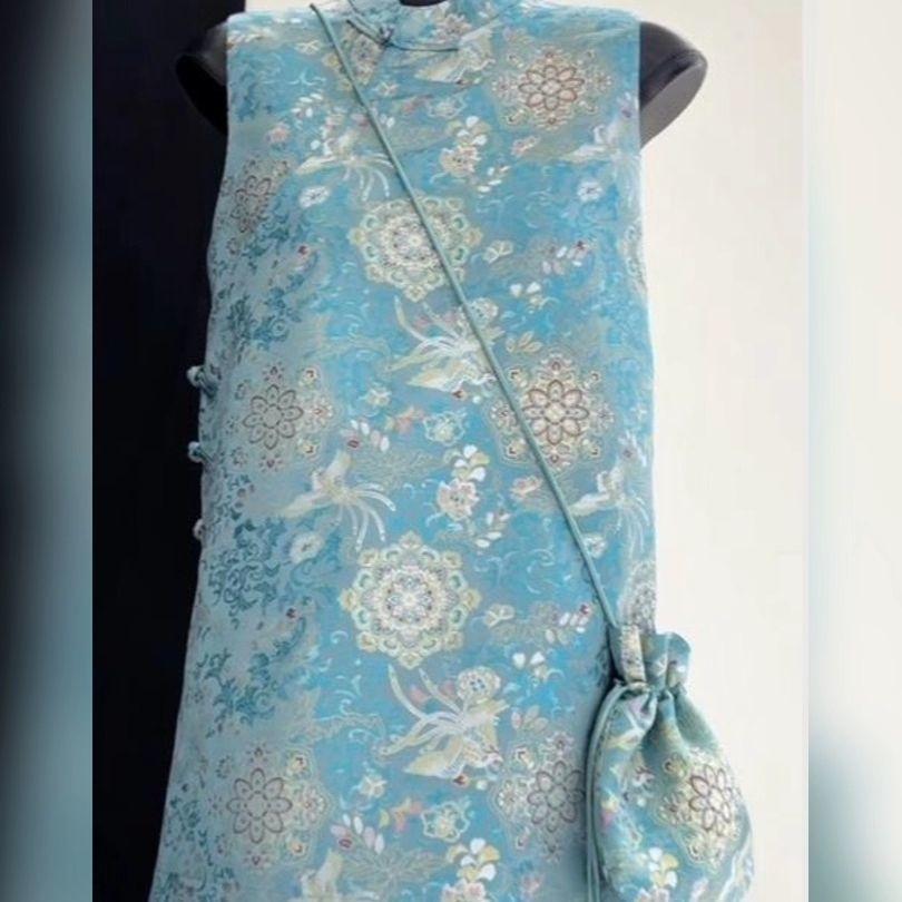 

Blue jacquard satin vest women s summer shirt luxury fashion improved sleeveless shirt M [Recommended within 50kg]