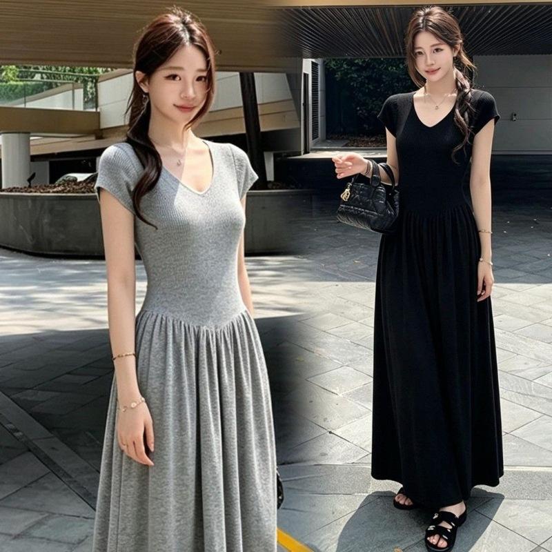 Mm [core-spun Yarn] Niche French Retro Hepburn Style Summer Women's Waist and Thin Short-sleeved V-neck Dress