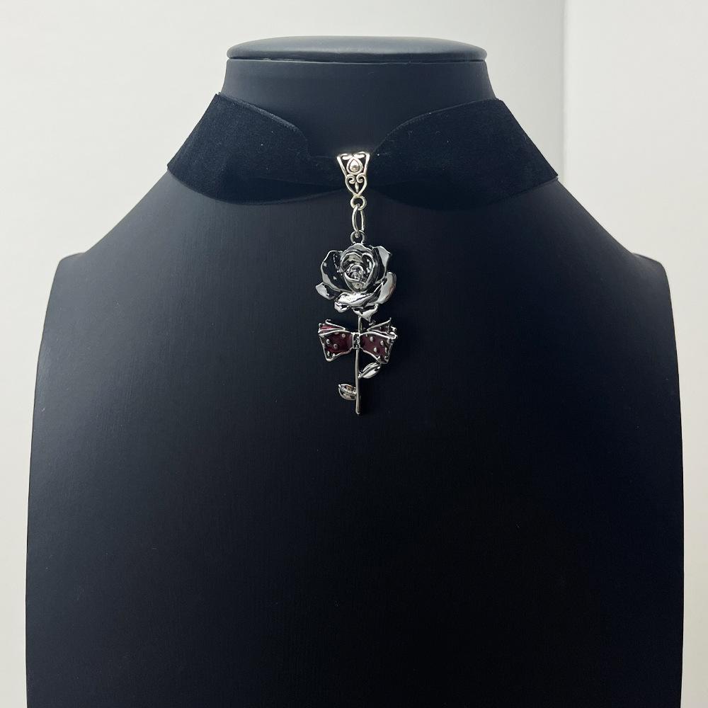 Gunmetal Rose Gothic Velvet Cross Choker Necklace - Y2K Retro Punk Style