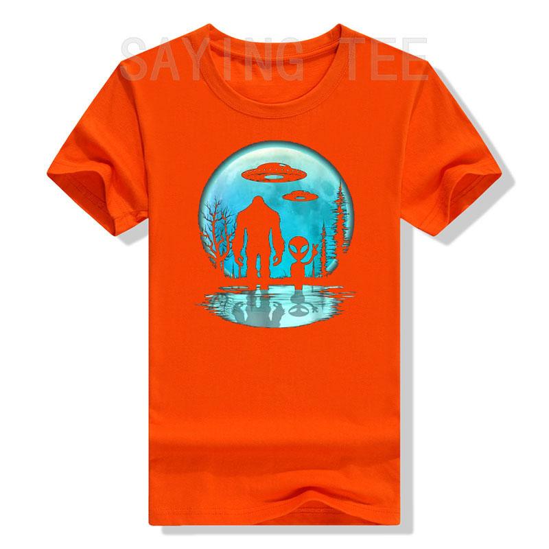 Alien and Bigfoot Moon T-Shirt Funny UFO Lover Graphic Tee Tops Cotton Fashion Short Sleeve Blouses Husband Boys Birthday Gift