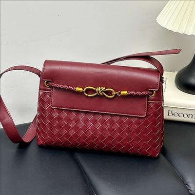 Womens Woven Messenger Bag Vintage Style Shoulder Crossbody Large Capacity Everyday Tote Work Casual Use