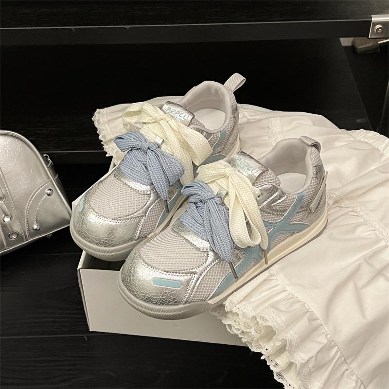 

Self-kept version of lightweight soft-soled leather shoes women s 2025 spring and summer new casual versatile Forrest Gump shoes 40 срібний