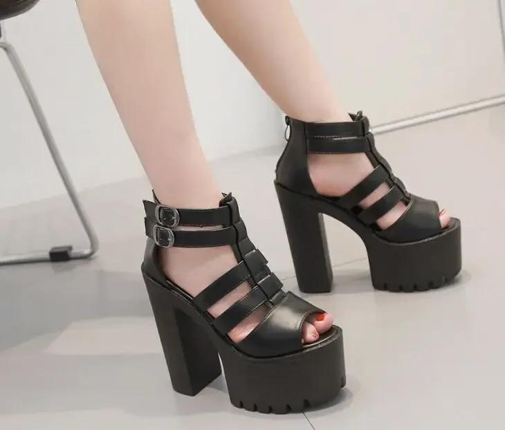 Mode Mode Solide Plateau Damen Sandalen Sommerschuhe Offene Zehenpartie Römerstil Hohe Absätze Mode Schnalle Gladiatoren Schuhe Frau