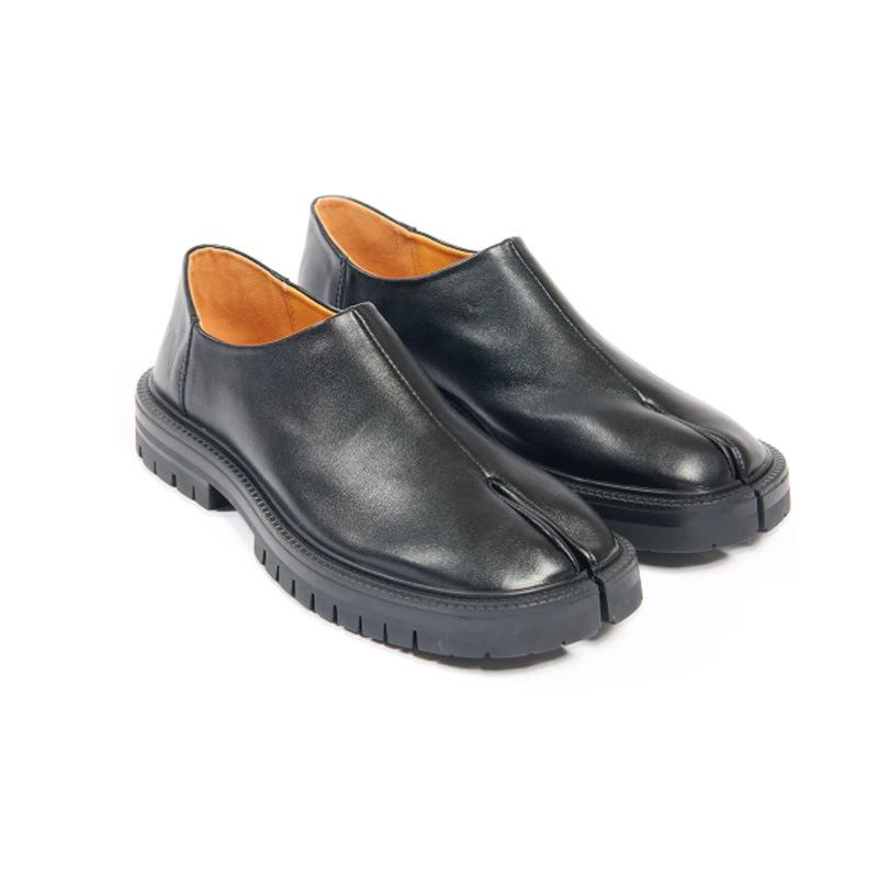 Unisex Tabi Split-Toe Low-Top Slip-On Shoes