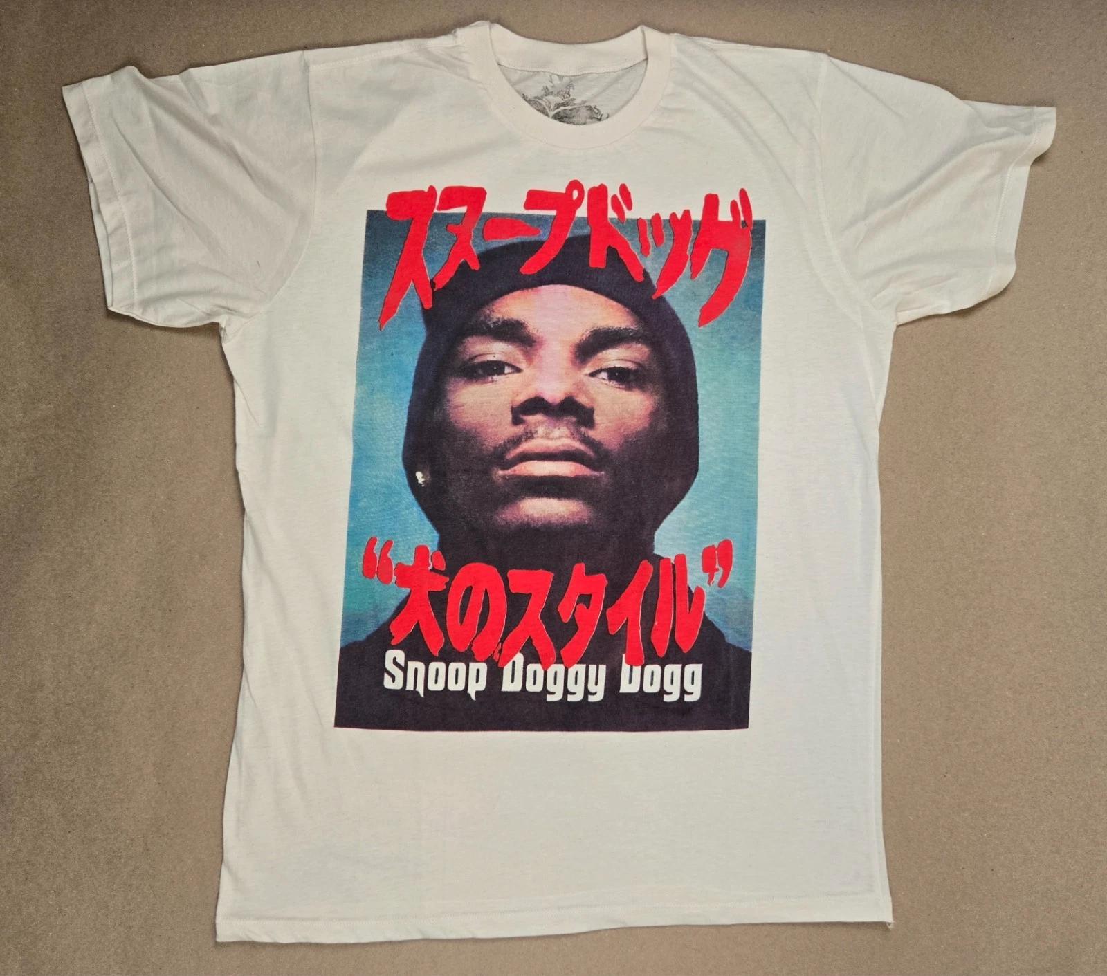 

SNOOP DOGG w/ Diamond Earring on Green Backgr.- 90s Vintage T-shirt XL- Japan 2XL