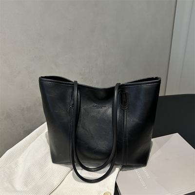 Retro Tote Bag Women's New Fashion Simple Large-capacity Armpit Bag Casual Niche Design Commuter Shoulder Bag