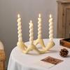Europäischer Keramik 4-Loch Kerzenhalter Elegante Tischdekoration für Esszimmer Schlafzimmer Geburtstagsgeschenk