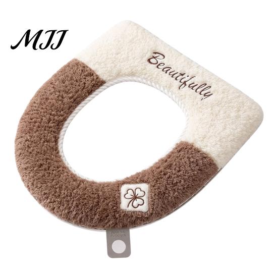 Easy Clean Commode Seat Cushion Soft Plush Toilet Cover, Cartoon Warmer Pad with Zipper Closure, Thickened Thick Fluffy Bathroom Decor for Winter,