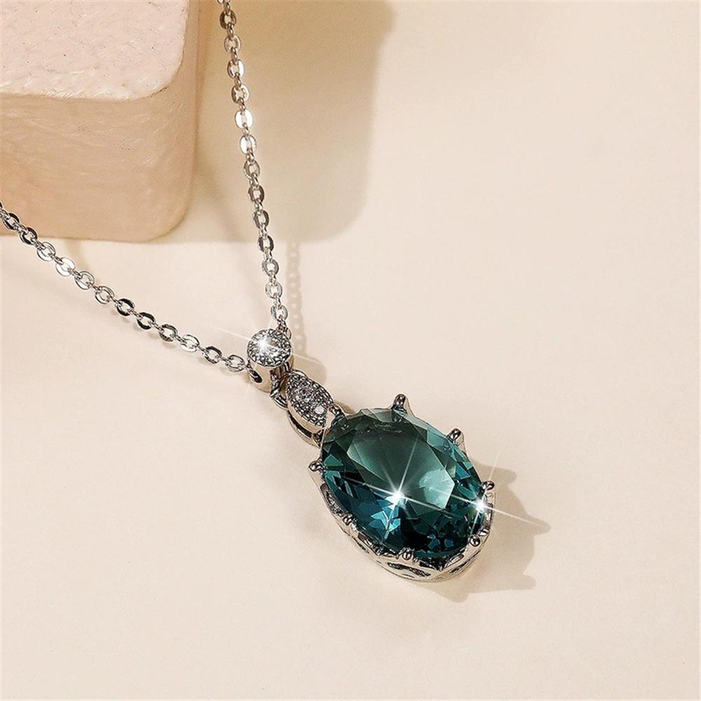 Cute Female Big Crystal White Blue Zircon Stone Pendant Necklace Vintage Silver Color Wedding For Women