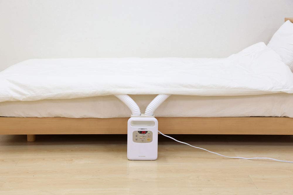 Iris Ohyama Kararie Futon Dryer with Twin Nozzle, KFK-W1-WP