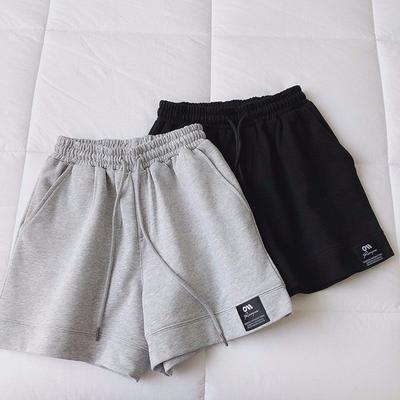 Gonne e pantaloni da donna – Pantaloncini