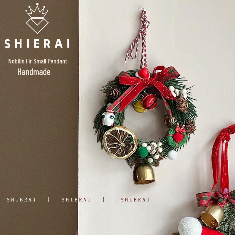 Imitation Noble Mini Christmas Wreath Car Ornament: Festive Window Display Pendant