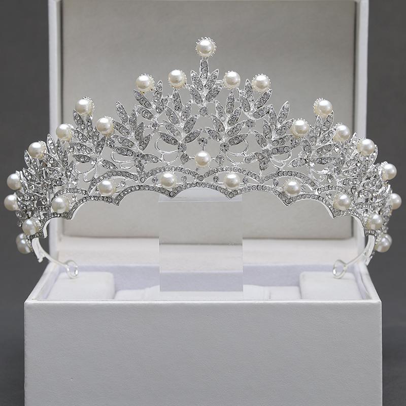 Itacazzo Bridal Headwear Full of Noble Atmosphere Dazzling Silver-colour Ladies' Crown for Wedding
