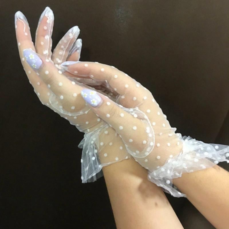 1 Pair Lace Gloves Fashion Autumn Summer Women Short Tulle Stretchy Lotus Leaf Sheers Flexible Mesh Gloves Full Finger