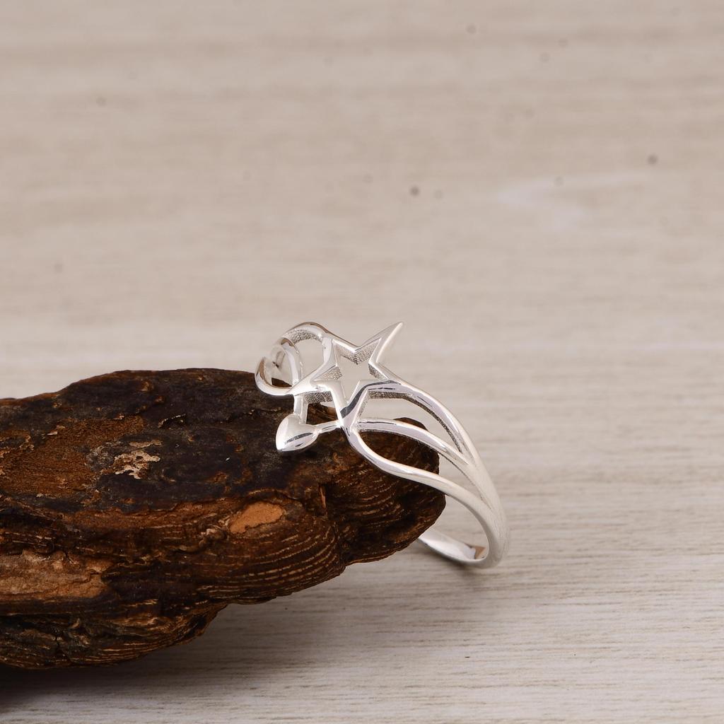 925 Sterling Silver Open Star Ring | Minimal Star Band Ring | Elegant Celestial Jewelry for Women.