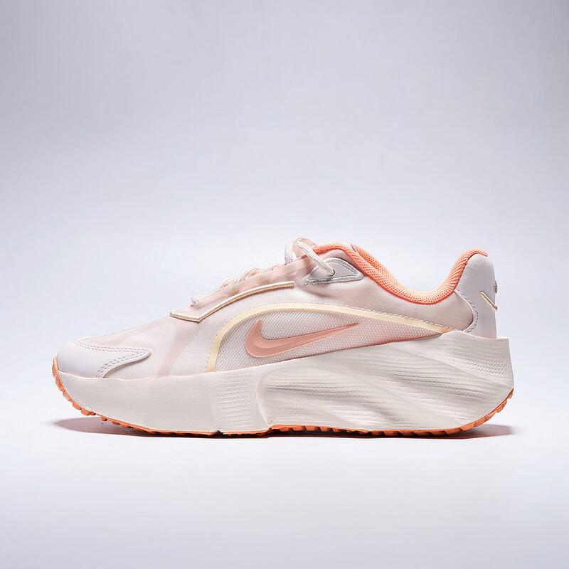 

Женские повседневные кроссовки Nike Aura Edge EU 38.5