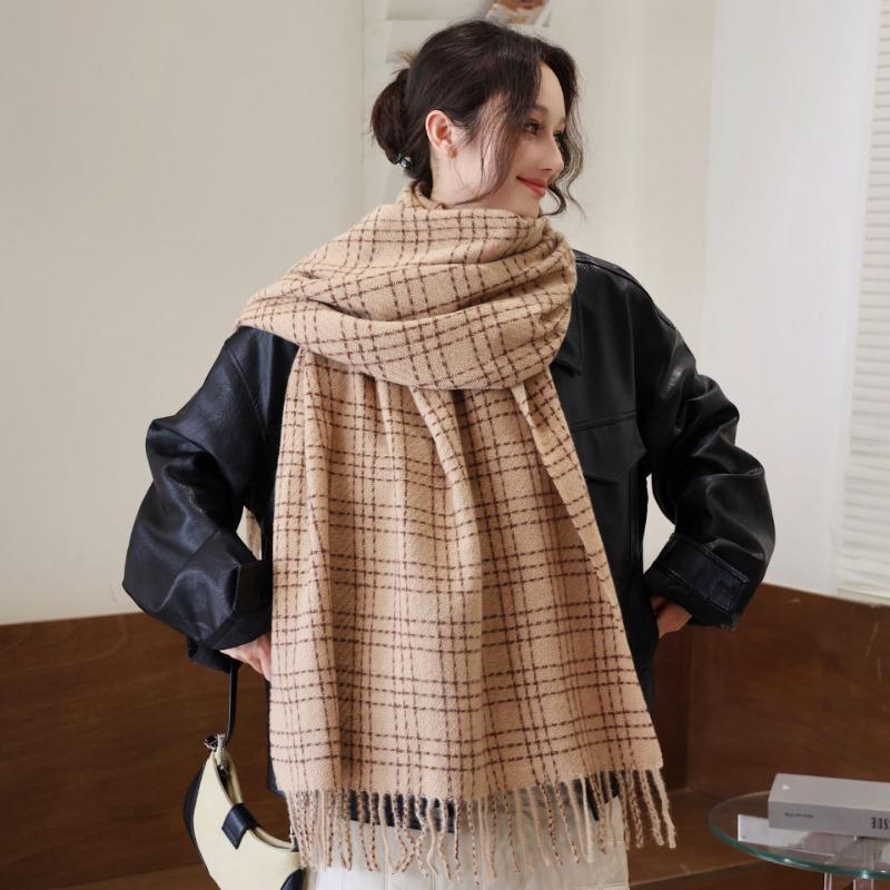 

Осенне-зимний клетчатый шарф, женская новая шаль с бахромой, утолщенный универсальный теплый шарф, студенческий парный шарф 190cm хаки