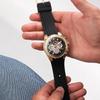 Guess Hodinky Mužské Guess Multifunkčné Quartz Hodinky - Zlatý Nerezový Remienok, Kryštálový Trendy Ciferník, Módne Hodinky pre Mužov