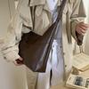 Large Capacity Bag Women's Autumn Retro Shoulder Tote Bag Soft Leather Commuter Tote Bag Casual and Simple