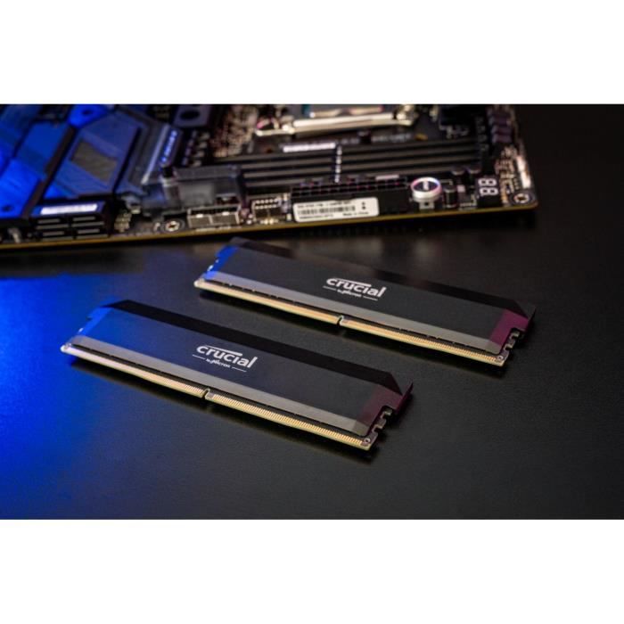 CRUCIAL Mémoire RAM DDR5 PRO - Overclocking Edition - Kit 64GB (2 x 32GO) - 6400 MT/s - CL40 - UDIMM
