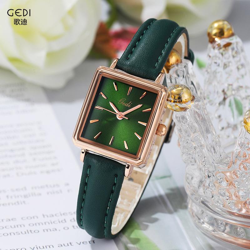 Retro Green Rectangular Square Plate Women'S Watch Simple Temperament Women'S Watch Belt Fashion Women'S Watch