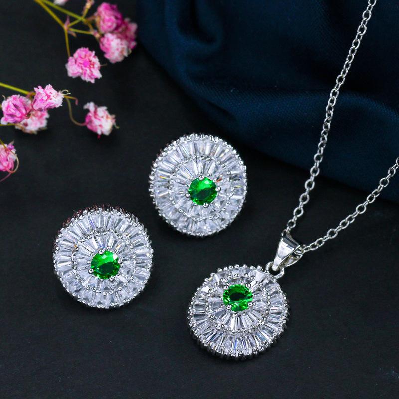 

Набор ААА Цирконий, Серьги-пусеты, Набор колье, Цепочка, Популярные украшения Набор из двух предметов. зелёный