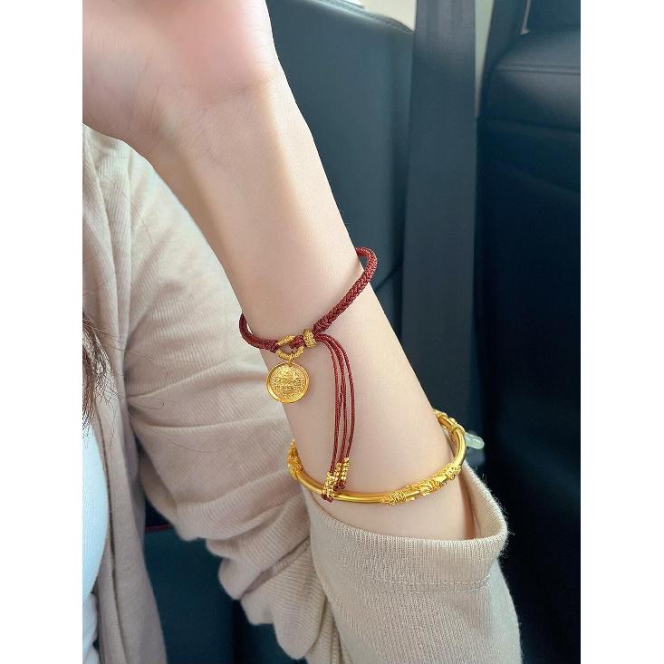 

New Chinese-style Tibetan ethnic yellow hand-woven fortune bracelet with tassels and gold fragments, versatile fashion accessory Yellow Wealth God model