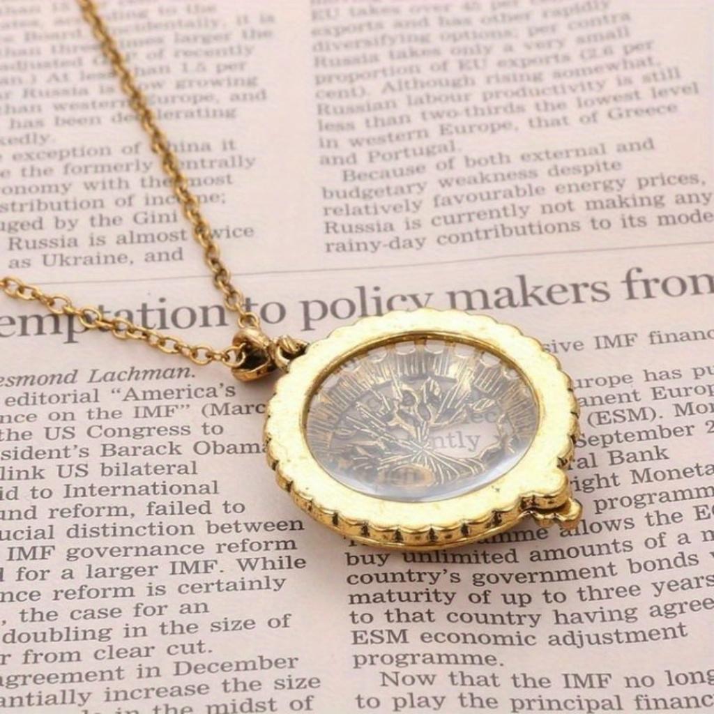 Necklace Magnifying Glasses Pendant Copper Alloy Pendant for Grandparents To Provide The Best Gift