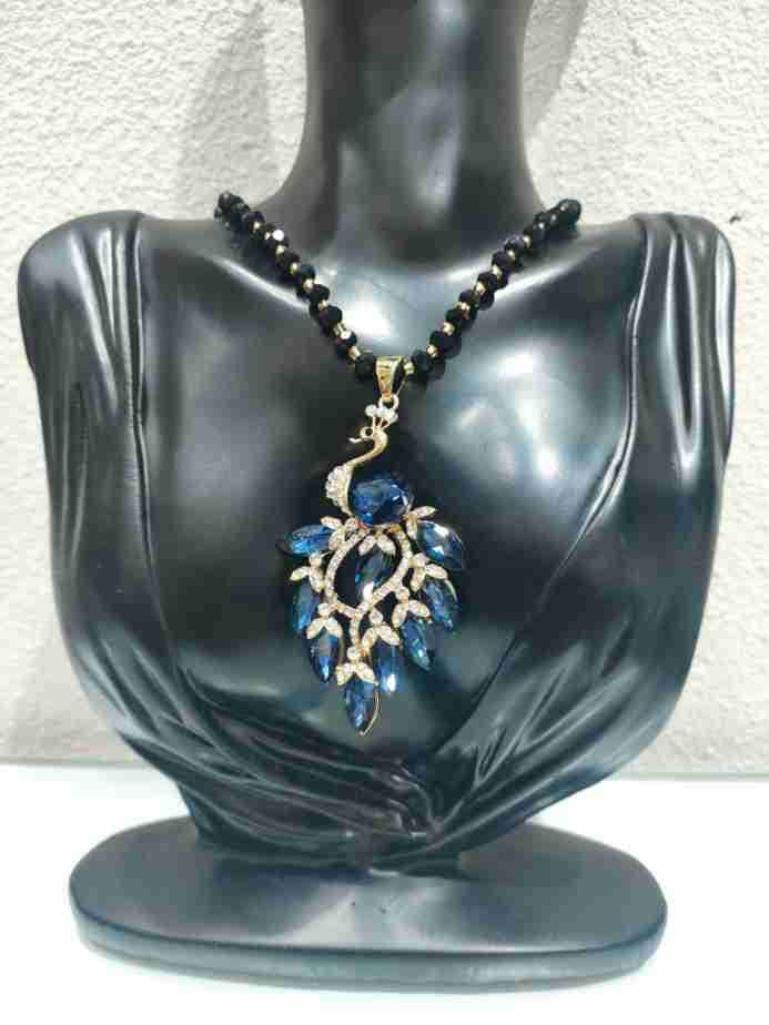 Maple Leaf Crystal Sweater Necklace: Autumn/Winter Fashion Long Pendant Charm Accessory