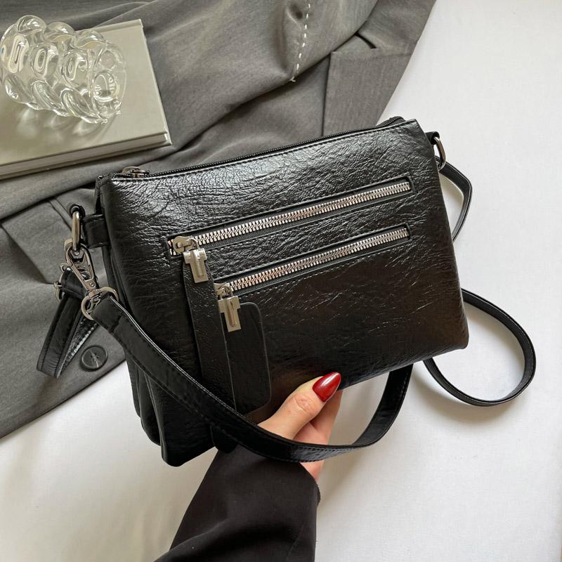 Women's Shoulder Bag Multi-Layer Crossbody Bag Soft Leather Mobile Phone Bag