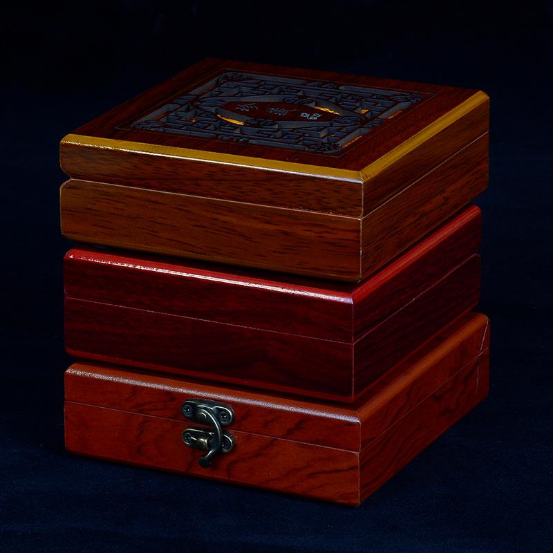 Retro Pearl Gift & Accessory Set with Brocade Gloves and Velvet Pipe Box