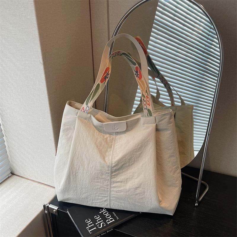 Ultra-light large-capacity cloth bag, women's simple casual shoulder handbag, student class tote bag