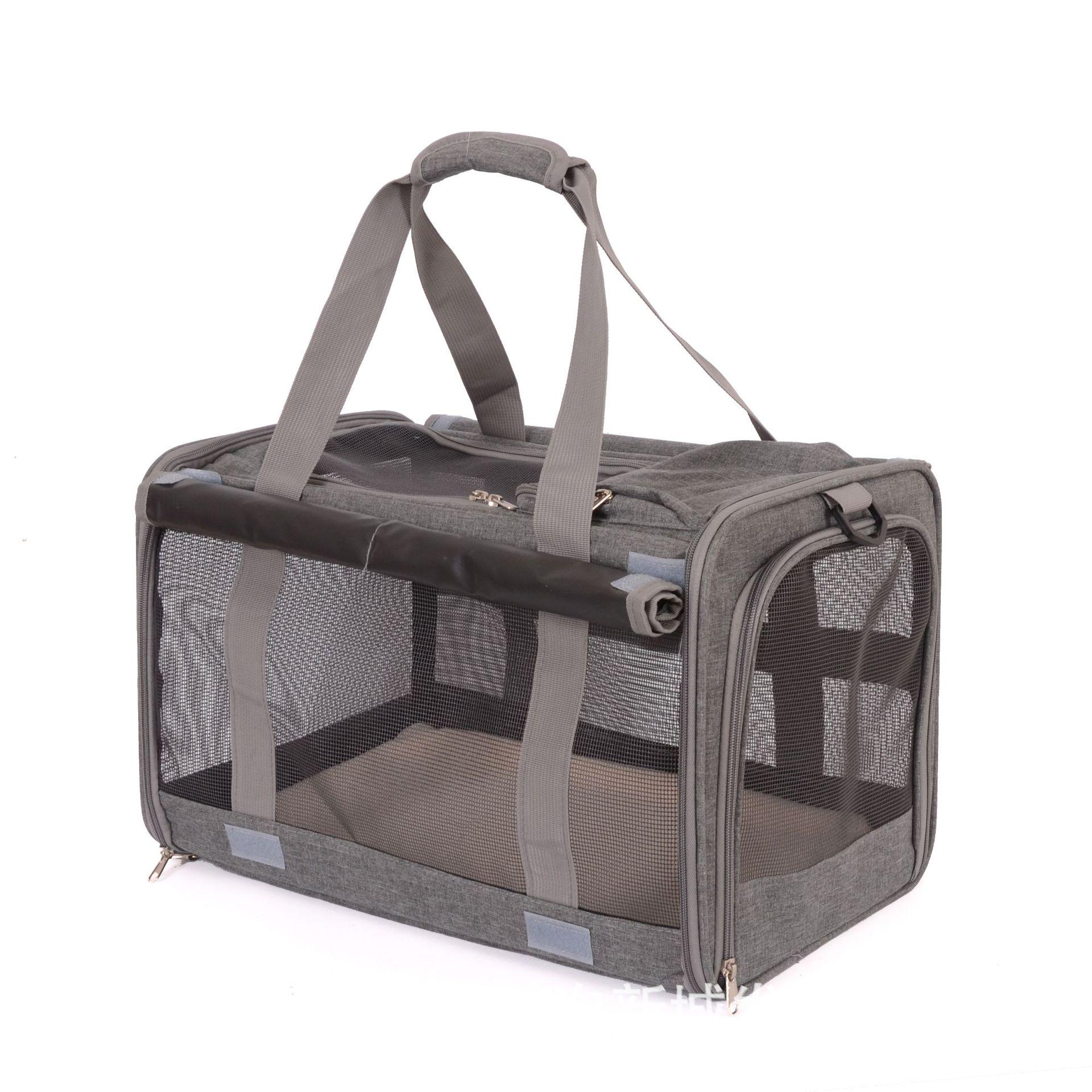 

Portable Large Capacity Pet Bag - Breathable & Foldable Handbag for Cats and Dogs, Universal for All Seasons 48*30*29 cm Large Capacity 16 lbs