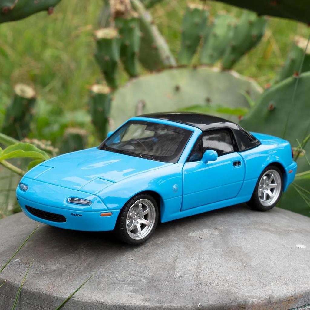 1/32 Mazda MX-5 Alloy Model Car Toy with Pullback,Removable Top,Blinking Lights with Sound and Bright Lights, Collectible Grade Gift for Kids (Red)